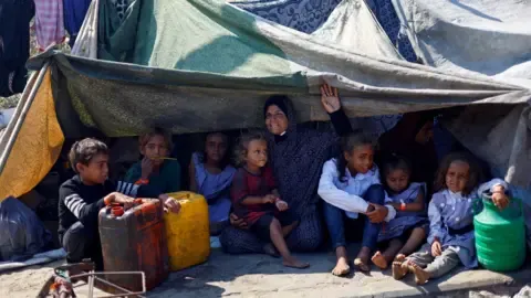 Cataclysmic Situation within northern Gaza while Israeli Forces Push Forward